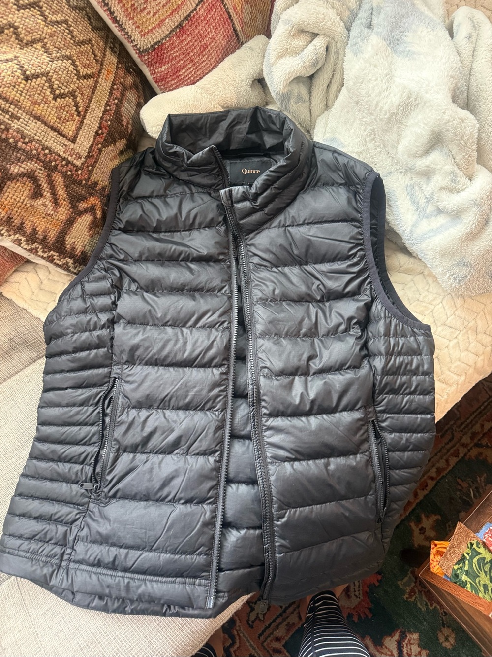 Quince Women's Packable Down Vest - Gray